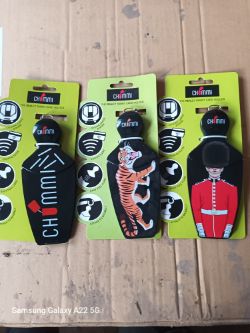 PALLET OF APPROX 1800 MIXED DESIGN SMART CARD HOLDERS