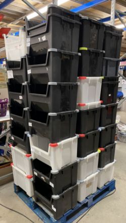 28 X B&Q VIRTUALLY UNBREAKABLE HEAVY DUTY EXTRA LARGE STORAGE BINS WITH EASY FIT CAPS - NO VAT
