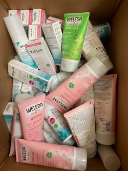 MIXED COSMETIC BOX WELEDA BRAND