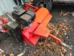 HIGH-PERFORMANCE ATV QUAD BIKE FLAIL MOWER: 4.5FT WIDE, 420CC ENGINE - EXCELLENT CONDITION!