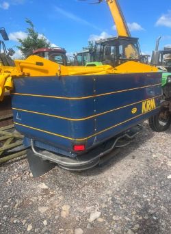 2014 KRM L2 FERTILIZER SPREADER