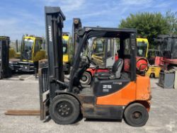 DOOSAN G25E-5 LPG FORKLIFT - YEAR 2011