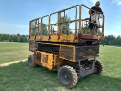 1999 JLG LUXLIFT SCISSOR LIFT - MOBILE ELEVATED WORK PLATFORM