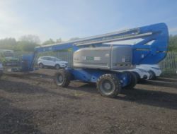 2003 GENIE G80-60 ACCESS LIFT