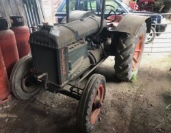 FORDSON STANDARD TRACTOR