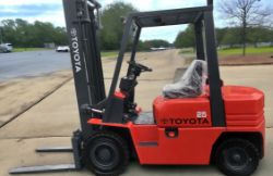 TOYOTA FD 25, 2.5 TON DIESEL FORKLIFT
