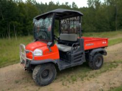 KUBOTA RTV900 - RUGGED AND RELIABLE UTILITY VEHICLE!