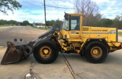 VOLVO L120B WHEELED LOADER