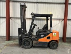DOOSAN D30S-5 DIESEL FORKLIFT - 2012 MODEL
