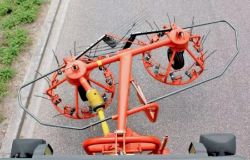 NEW HAYBOB 300 TEDDER / RAKE