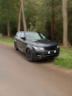 2017 RANGE ROVER SPORT SDV6 **( ONLY 69K MILES )**