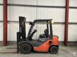 TOYOTA 52-8FDF20 DIESEL FORKLIFT - 2014 MODEL