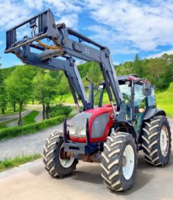 2008 VALTRA A92 4WD TRACTOR WITH QUICKIE Q35 LOADER