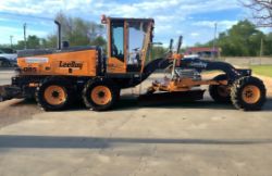 LEE BOY 985 MOTOR GRADER (SAME SIZE AS CAT 140 H)