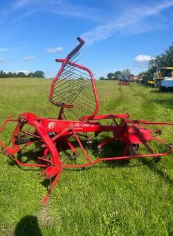 LELY LOTUS 300, 2 ROTOR TEDDER