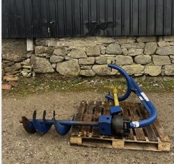 POST HOLE DIGGER - TRACTOR MOUNTED PTO HOLE BORER WITH 12