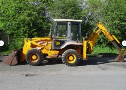 JCB 2CX STREETMASTER 4 WHEEL