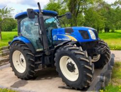 NEW HOLLAND TS115A TRACTOR