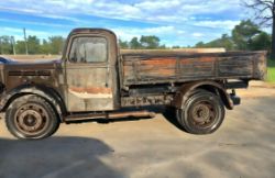 BEDFORD M TYPE DROPSIDE TRUCK
