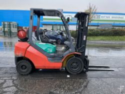 KOMATSU LPG FORKLIFT - MODEL FG25HT-16R (2005)