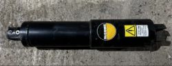 MCCONNEL HEDGE CUTTER RAM TRACTOR MOUNTED NOS