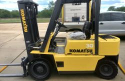 KOMATSU FD30,3 TON DIESEL FORKLIFT