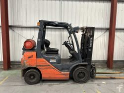 2017 TOYOTA 02-8FGF25 LPG FORKLIFT