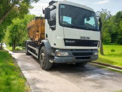 2006 DAF LF220 HOTBOX TAR WAGON WITH SWING CRANE