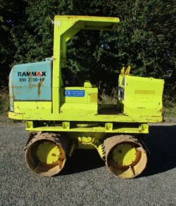 YEAR 2007 RAMMAX RW2900 TRENCH ROLLER