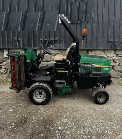 RANSOMES 2130 4WD HIGHWAY TRIPLE GANG MOWER
