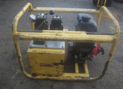 POWERTEAM PETROL/HYDRAULIC PUMP RAM CYLINDER JACK 700BAR 10000PSI
