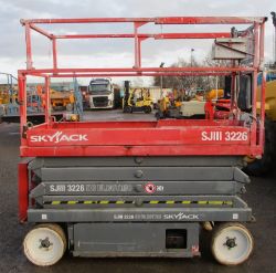 SKYJACK SJ3226 CHERRY PICKER: RELIABLE AND EFFICIENT AERIAL WORK PLATFORM
