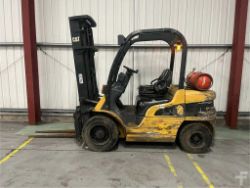 CAT LIFT TRUCKS GP30N LPG FORKLIFT - 2007 MODEL