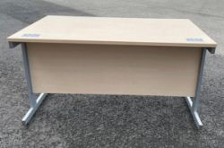 11 X OFFICE DESKS WOOD