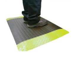 4 UNITS X PACPLAN ENDURA HARDWEARING SOIL-RESISTANT PVC MAT, 900 X 1500 X 14.0MM