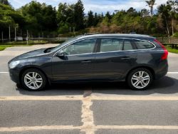 2012 VOLVO V60 SE LUX NAV D4 (MANUAL) | MOT-JUNE 2025 | >>--NO VAT ON HAMMER--<<