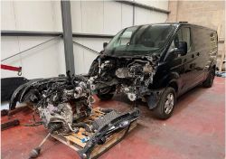2017 FORD TRANSIT CUSTOM LWB LIMITED EURO 6 ** SPARES OR REPAIRS ** NON-RUNNER **