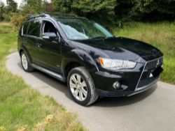 >>>SPECIAL CLEARANCE<<< 2011 MITSUBISHI OUTLANDER GX 4 DI-D AUTO - IMMACULATE CONDITION