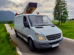 2012 MERCEDES-BENZ SPRINTER 5 TON CHERRY PICKER