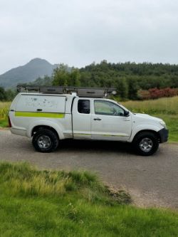 >>>SPECIAL CLEARANCE<<< 2010 TOYOTA HILUX HL2 D-4D 4X4 ECB KING CAB PICKUP - EXCELLENT CONDITION