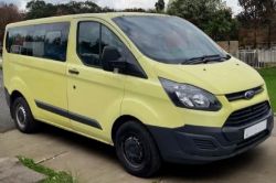 2015 FORD TRANSIT CUSTOM 9-SEATER MINIBUS