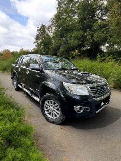 2013 TOYOTA HILUX INVINCIBLE 3.0 AUTOMATIC - BID NOW!