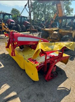 POTTINGER NOVA 301 FRONT MOWER