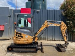 2013 CASE CX26B MINI EXCAVATOR / DIGGER