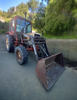 4X4 LOADER TRACTOR >>--NO VAT ON HAMMER--<<