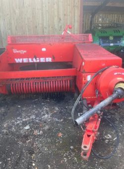 WELGER AP630 BALER