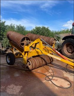 TWOSE FOLDING ROLLERS FOR AUCTION