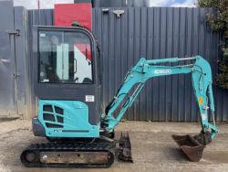 KOBELCO SK17 SR-3E MINI EXCAVATOR / DIGGER - 2021