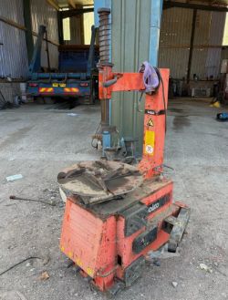 BALCO BL502 TYRE CHANGING MACHINE