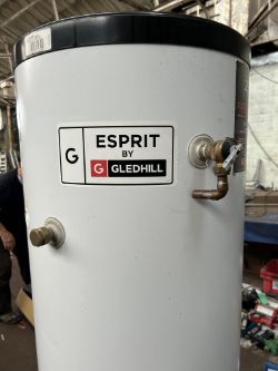 GLEDHILL ESPIRIT 12 BAR 250 UNVENTED CYLINDER